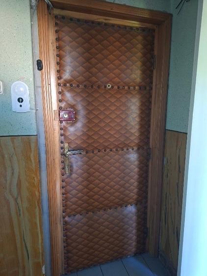 Apartament cu 3 camere semidecomandat în Brazda lui Novac