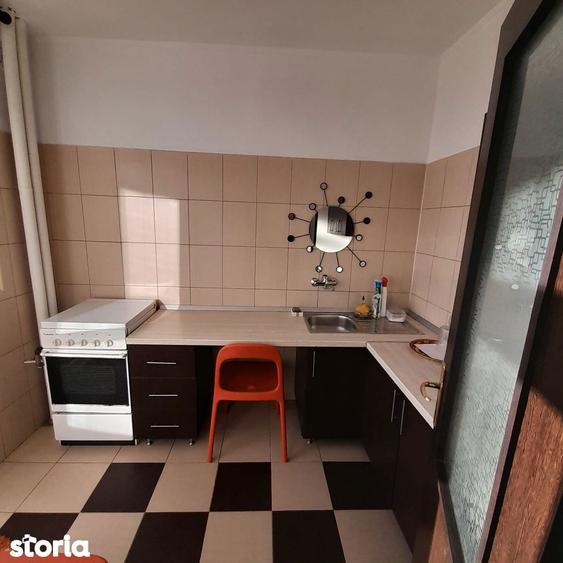 Apartament cu 2 camere, mobilat în Grivița