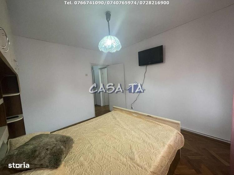 Apartament cu 4 camere decomandat în Central