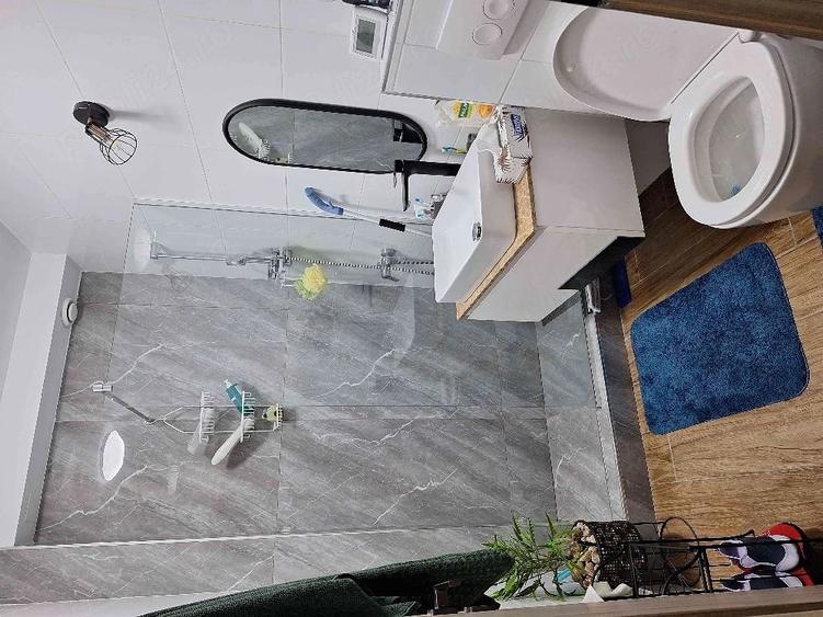 Garsonieră decomandată în Central