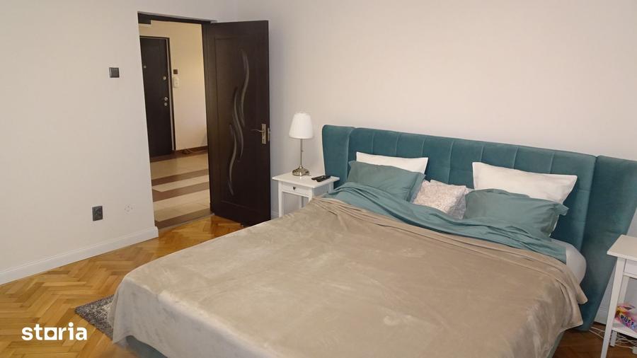 Apartament cu 4 camere decomandat în Kogălniceanu