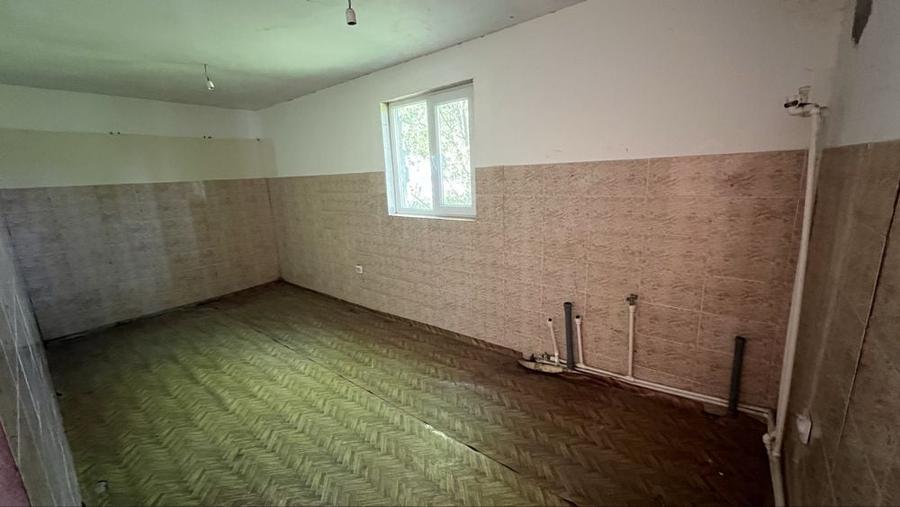 Casă cu 3 camere în Dracea