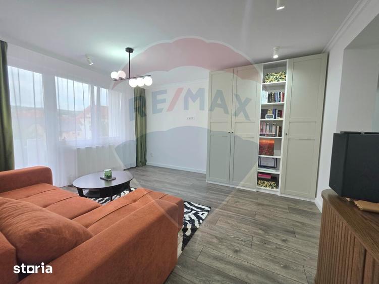 Apartament cu 3 camere de vanzare in zona Centrala Tarnaveni - 9