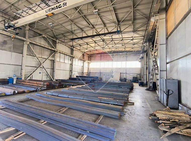 Spațiu industrial, de 1,280 mp, în Central