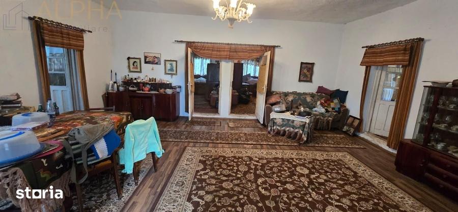 Casă cu 5 camere cu Teren 2320 Mp în Galații Bistriței