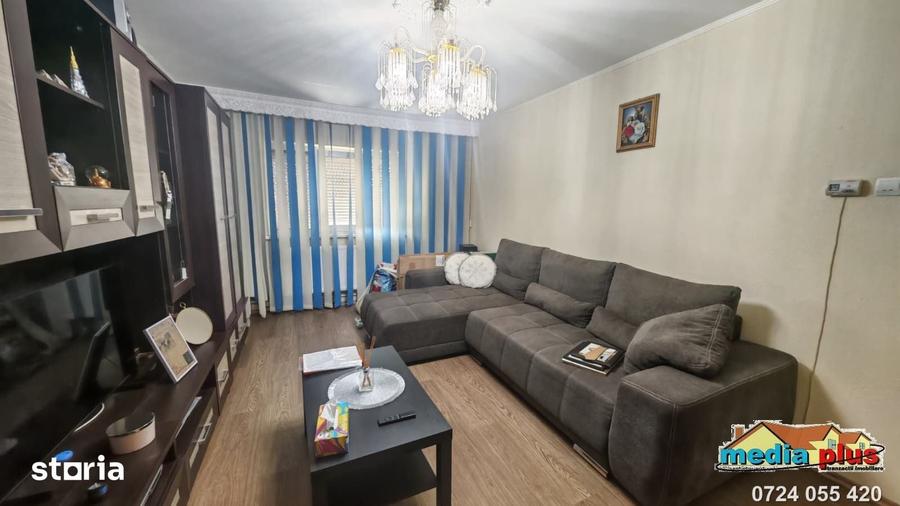 Apartament cu 2 camere decomandat în Central