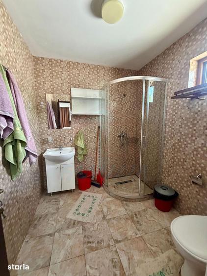 Casă cu 2 camere cu Teren 100 Mp în Micro 17