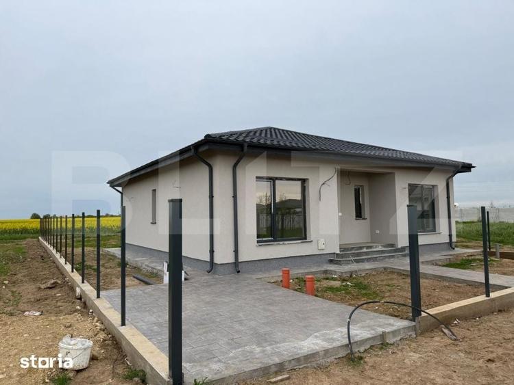 Casă cu 4 camere cu Teren 477 Mp în Aeroport