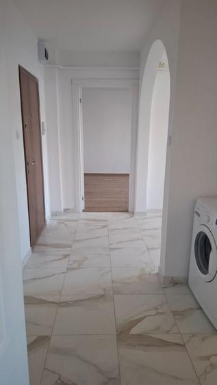 Apartament cu 2 camere decomandat în Cug