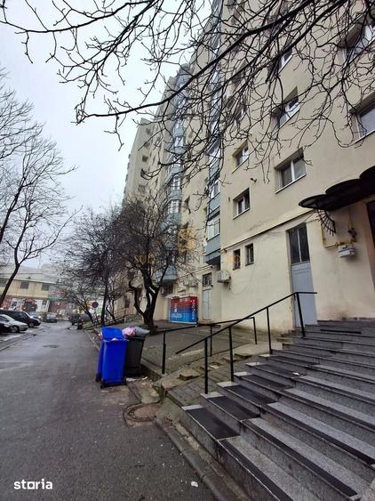 Apartament cu 4 camere decomandat în Apărătorii Patriei