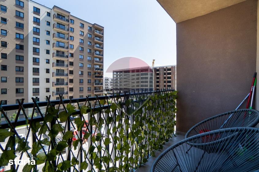 Apartament cu 2 camere decomandat în Tractorul