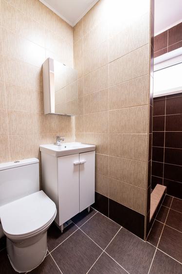 Apartament cu 2 camere semidecomandat în Florești