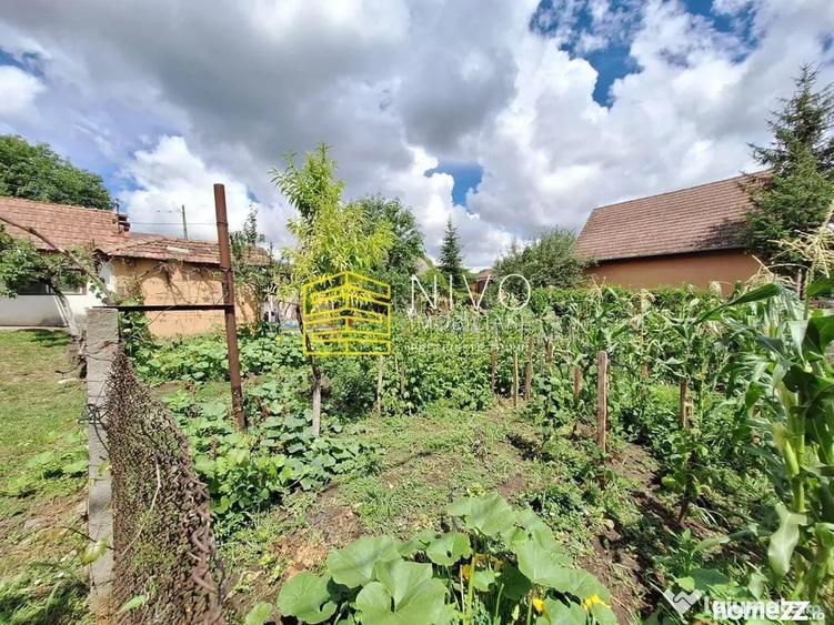 Casă cu 2 camere cu Teren 600 Mp în Livezeni