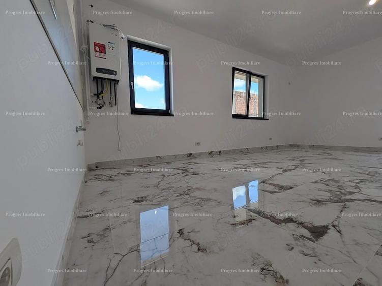 Apartament cu 3 camere decomandat în Est