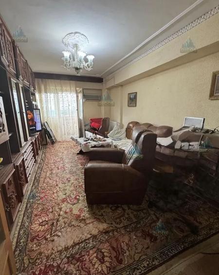 Apartament cu 4 camere decomandat în Central