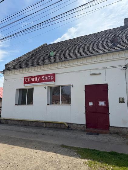 Spațiu comercial, de 100 mp, în Central