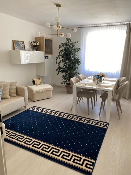 Apartament cu 4 camere decomandat în Central