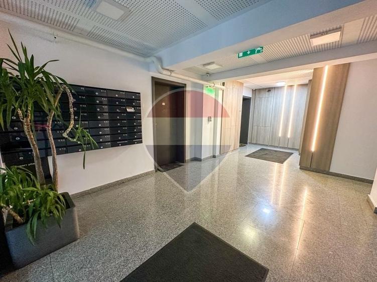Apartament cu 2 camere decomandat, mobilat în Victoriei