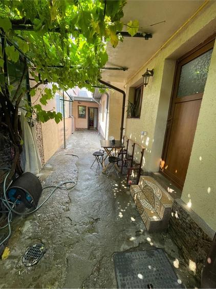 Casă cu 3 camere cu Teren 100 Mp în Colentina