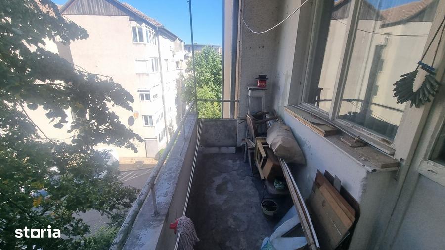 Apartament cu 3 camere, etaj 3, zona Liceul Lucian Blaga - 7