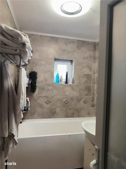 Apartament cu 3 camere, mobilat în Central