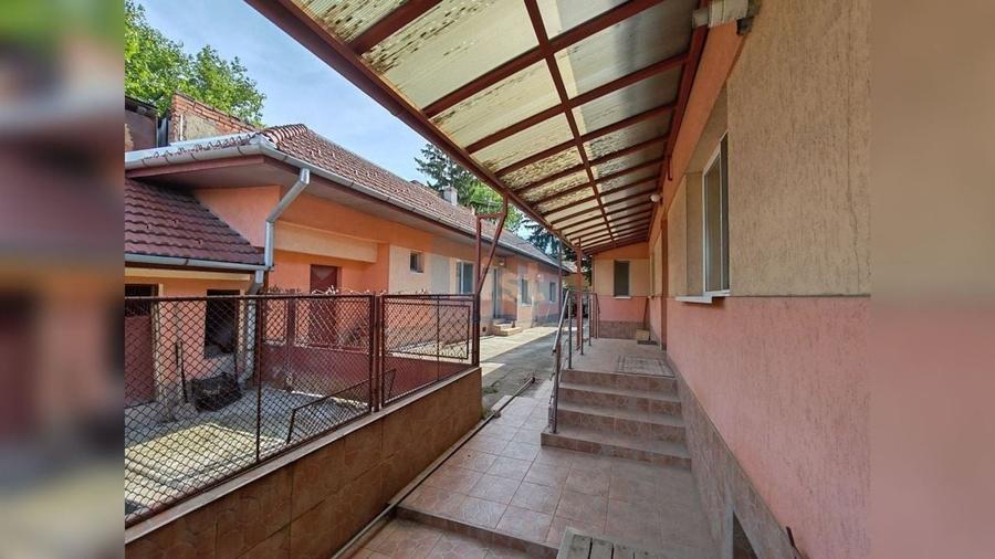 Casă cu 3 camere cu Canalizare în Mărăști