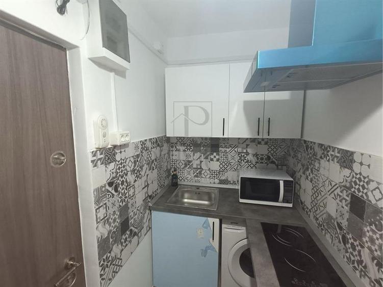 Garsonieră decomandată, mobilată în Blașcovici