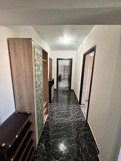 Apartament cu 2 camere decomandat, mobilat în Berceni
