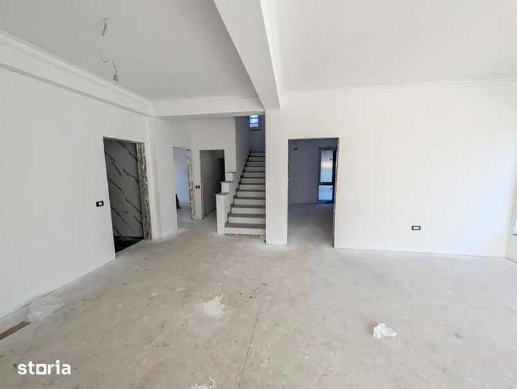 Casă cu 5 camere cu Teren 500 Mp în Ștefăneștii de Jos