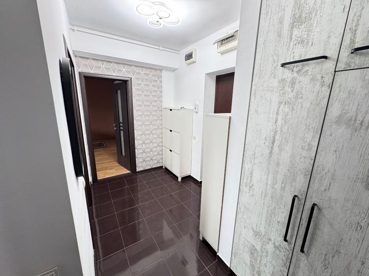 Apartament cu 2 camere decomandat în Baba Novac