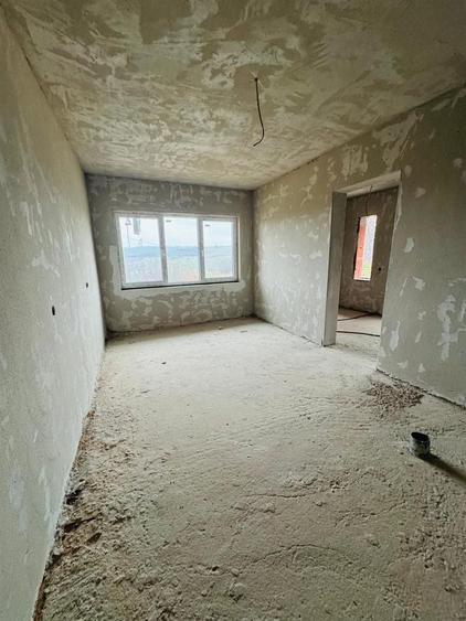 Duplex cu 10 camere decomandat cu Canalizare în Dealuri Oradea