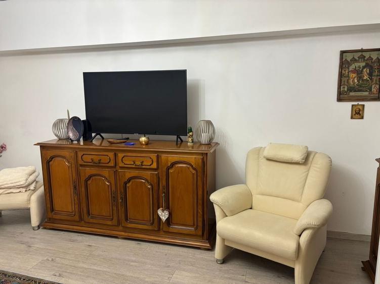 Casă cu 3 camere în Central