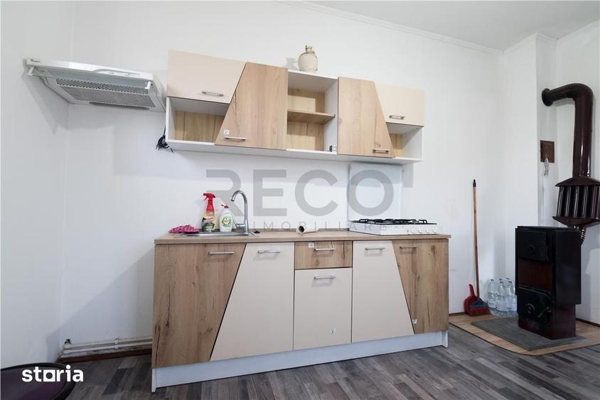 Casă cu 3 camere cu Teren 1184 Mp în Sălard