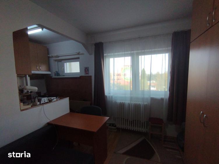 Garsoniera cocheta langa Transylvania College,mobilat si utilat - 6
