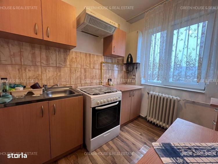 Apartament cu 2 camere decomandat în Gojdu
