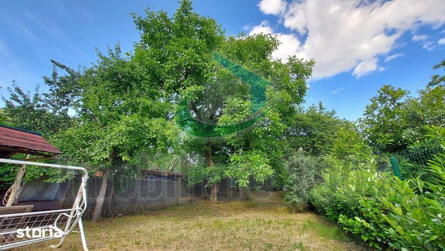 Casă cu 5 camere cu Teren 660 Mp în Central