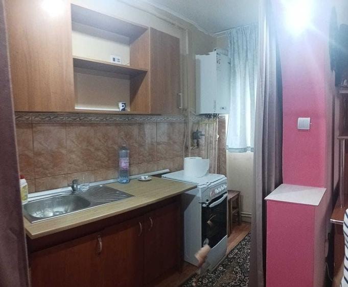 Garsonieră semidecomandată în Central