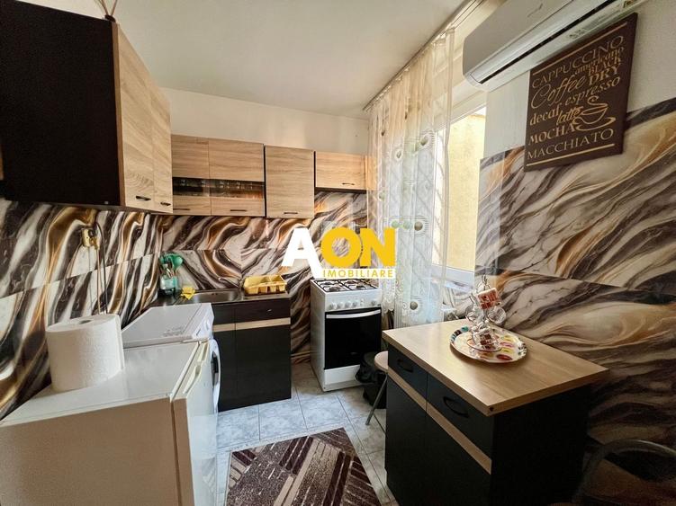 Apartament cu 2 camere decomandat, mobilat în Cetate