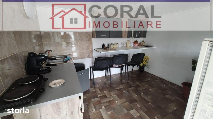 Casă cu 3 camere cu Teren 2070 Mp în Cârjiți