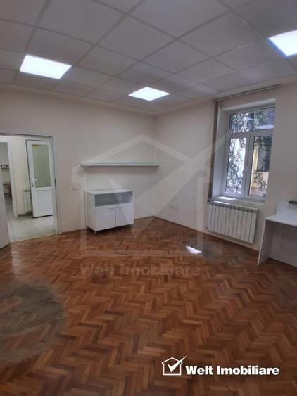 Birou, de 73 mp, în Central