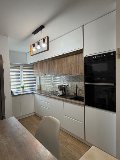 Apartament cu 2 camere decomandat în Micro 17