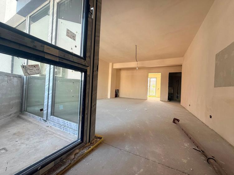 Apartament cu 2 camere decomandat în Obor