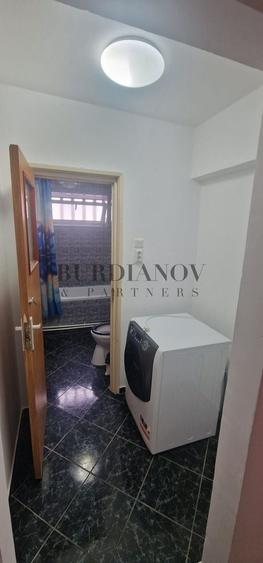 Apartament cu 3 camere semidecomandat, mobilat în Drumul Taberei