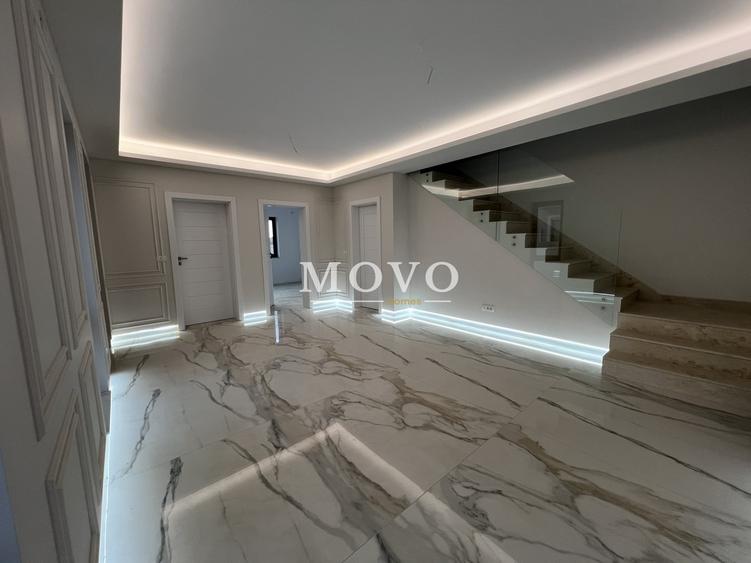 Duplex cu 5 camere cu Canalizare în Chișoda