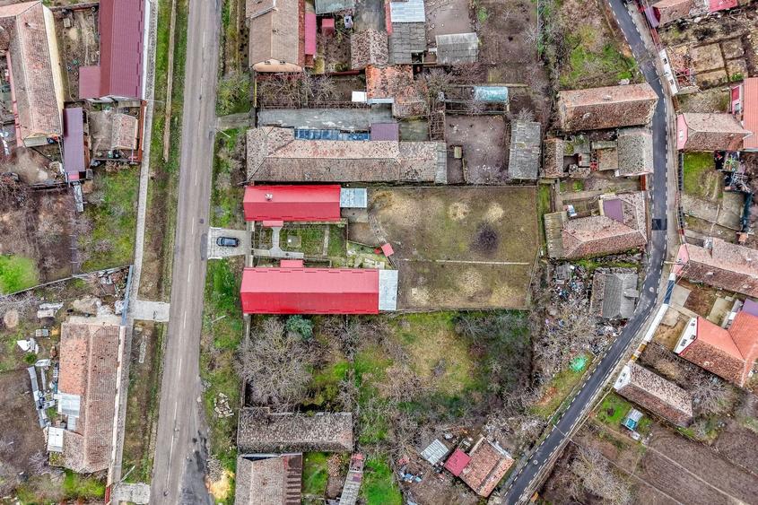Casă individuală cu 3 camere cu Canalizare în Vinga