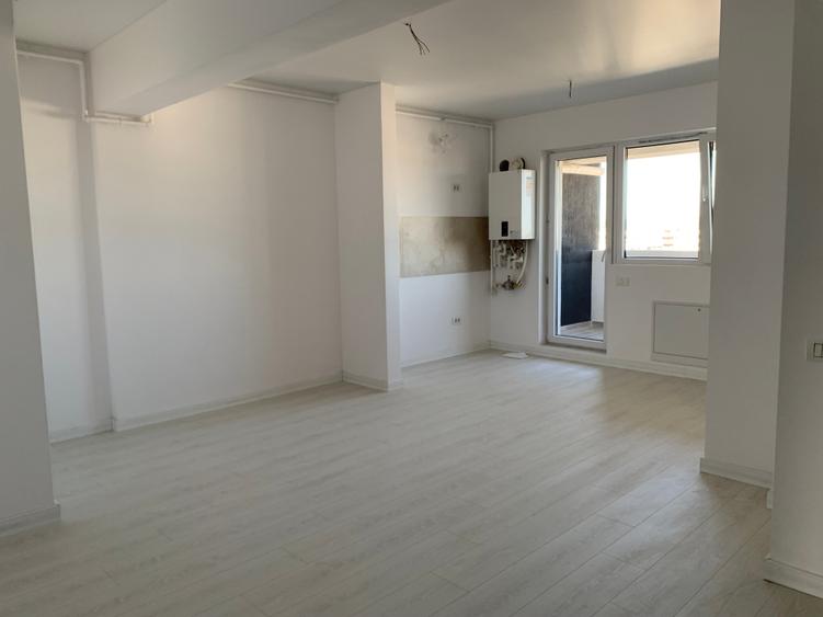 Apartament cu 2 camere nedecomandat în Berceni