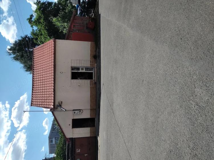 Spațiu comercial, de 70 mp, în Confecții
