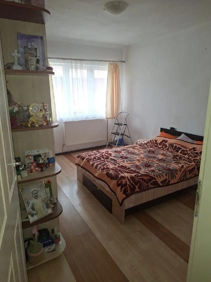 Casă cu Teren 20 Mp în Ghioroc