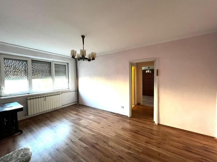 Dau in chirie apartament 2 camere Oradea, str. Nufarului, langa TreiG - 1