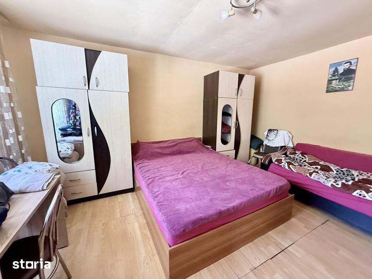 Casă cu 3 camere cu Teren 300 Mp în Chercea